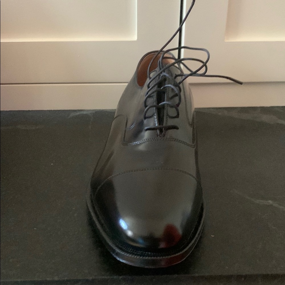 Classic Black Men's Dress Shoes